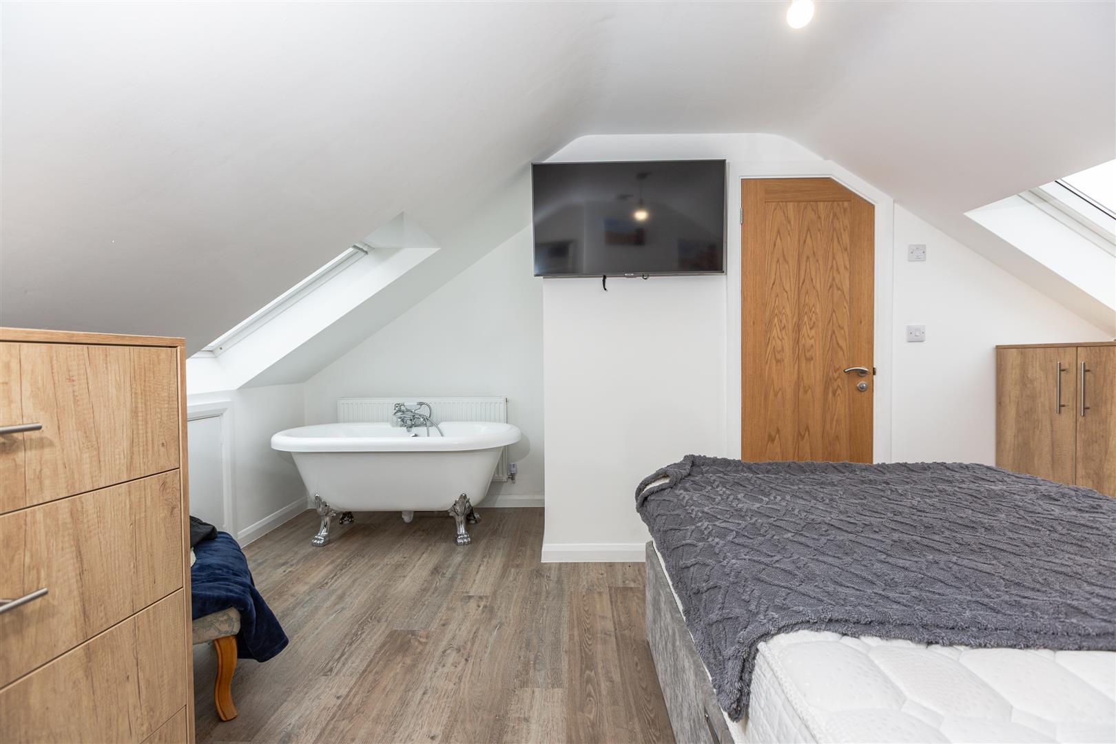 Frederick Place, Llansamlet, Swansea, SA7 9TX